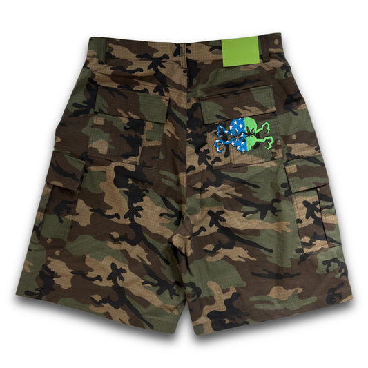 WOODLAND CAMO SHORTS